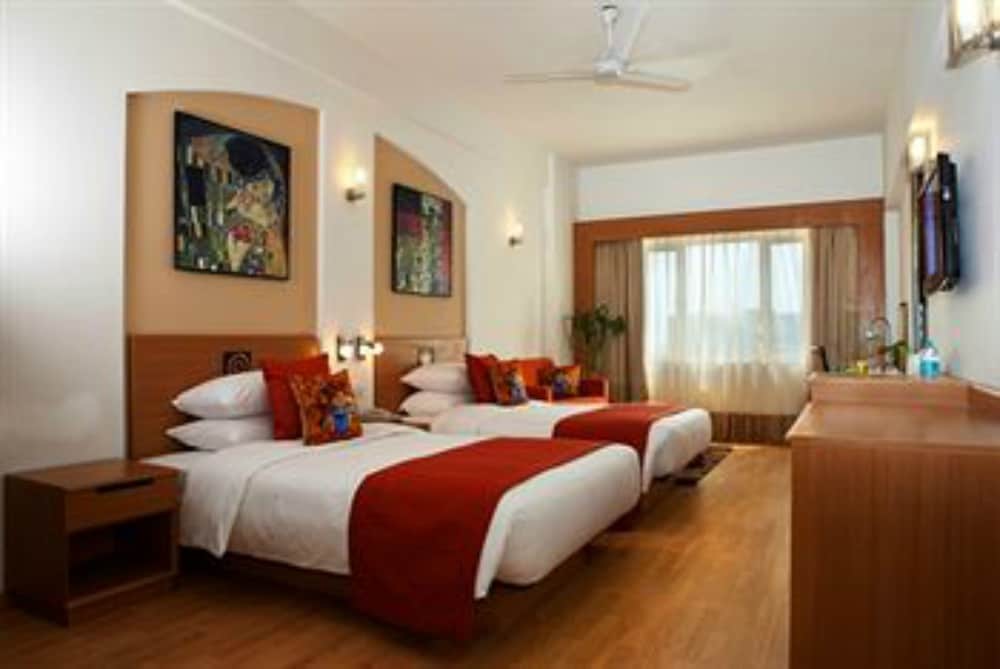 Business Room - Photo 2