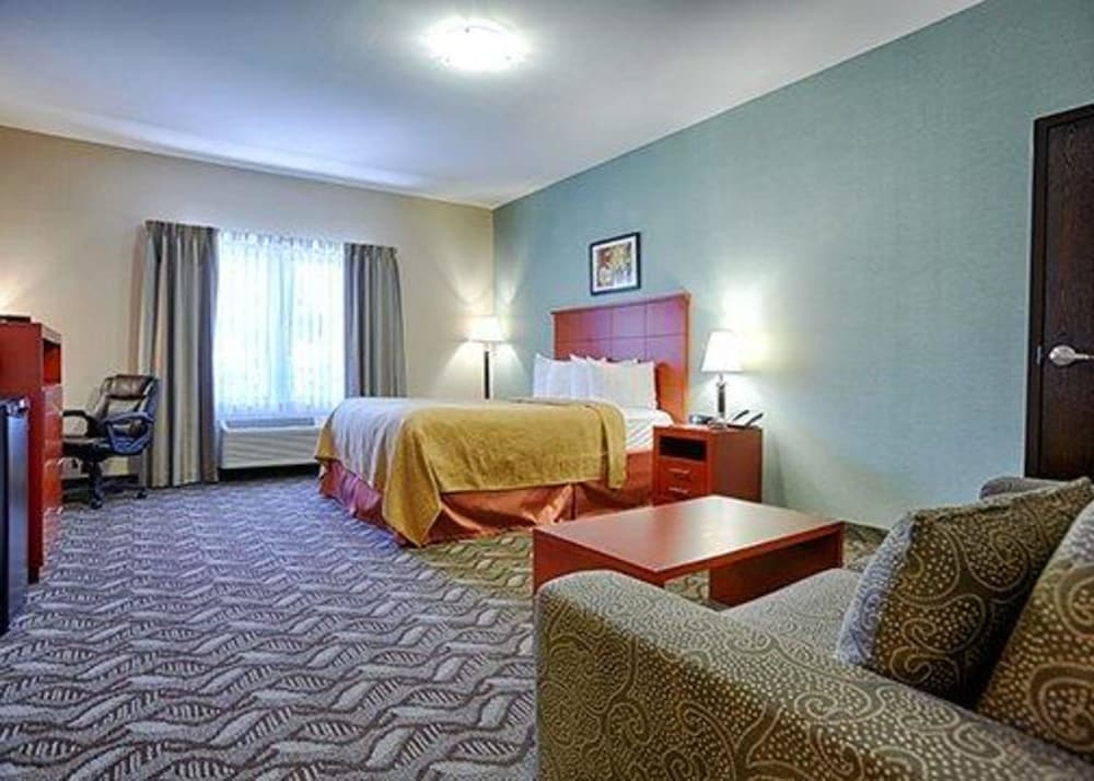 Standard Room, 2 Queen Beds, Non Smoking photo 3