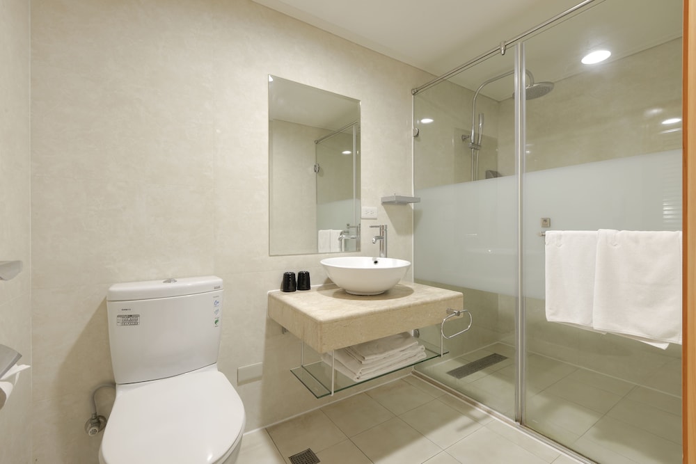 Executive Double Room - Photo 6