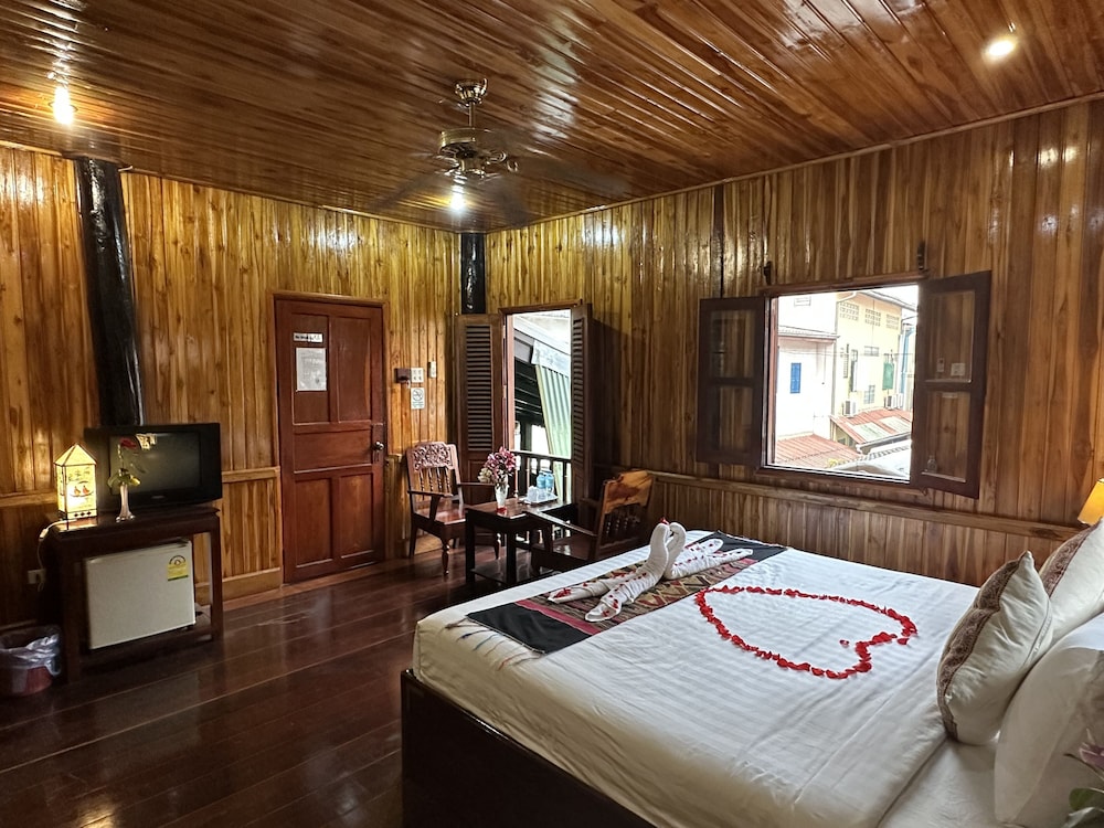 Deluxe Double Room - Photo 22