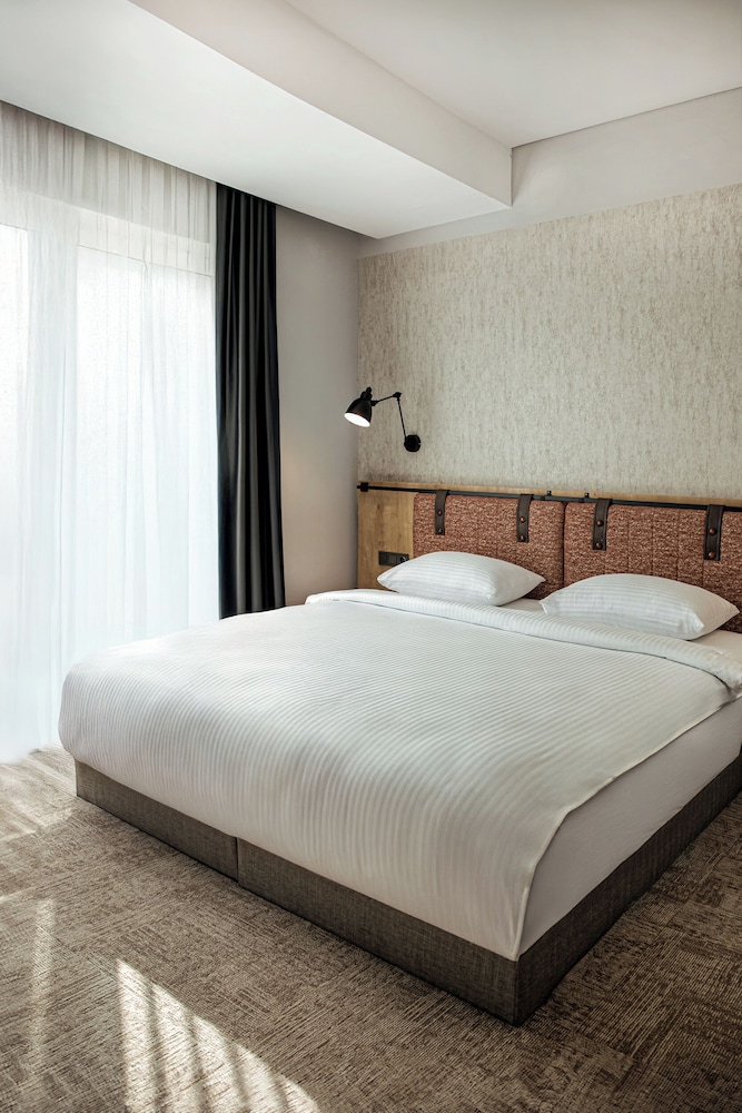 Standard Double Room, City View photo 1