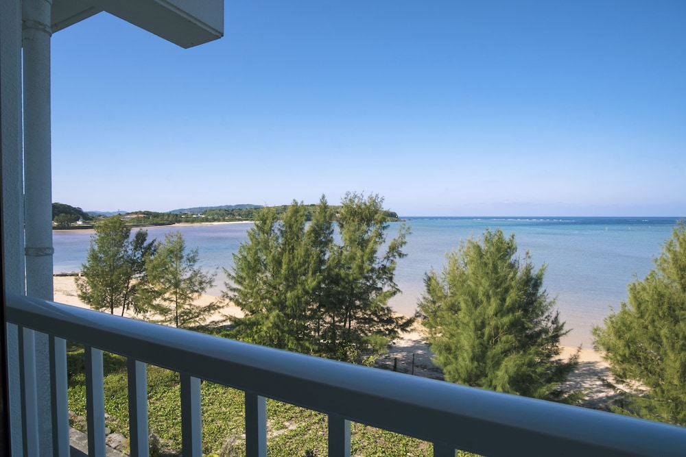 Deluxe Twin Room, Multiple Beds, Non Smoking, Sea View photo 2