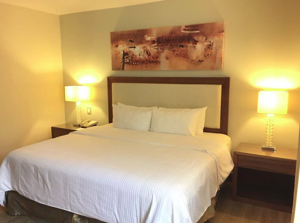 Room - Photo 4