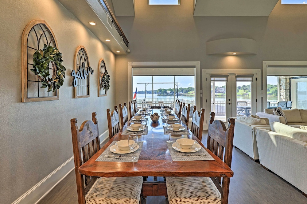 House (4 Bedrooms) photo 2