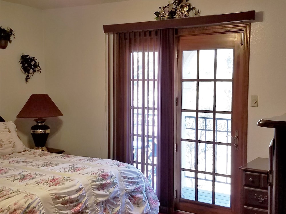 Standard Double Room, Private Bathroom (Santa Fe) photo 2