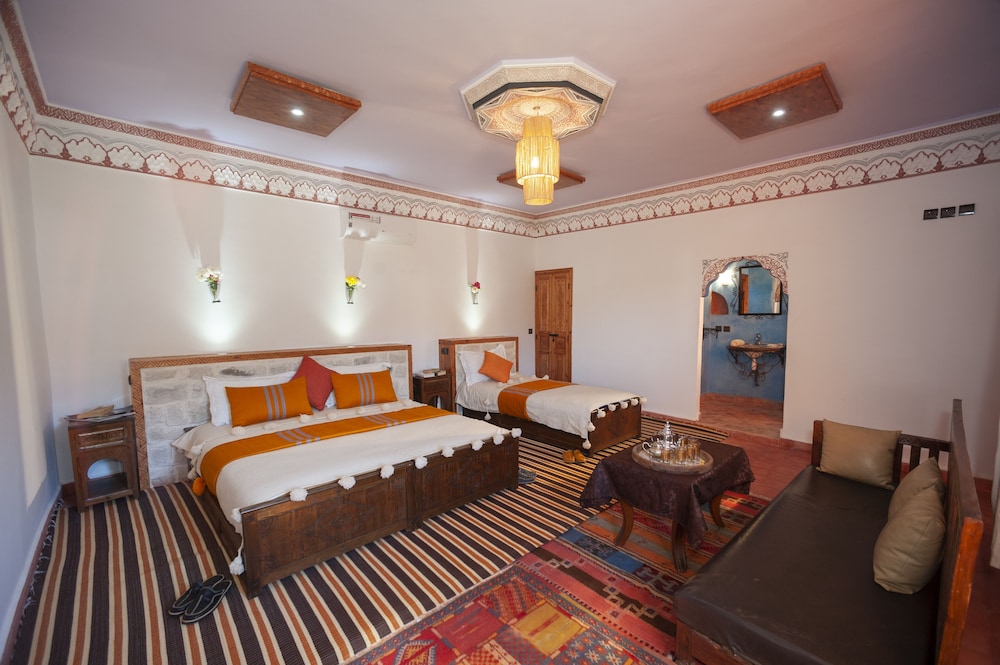 Superior Triple Room, Multiple Beds, Garden View photo 2