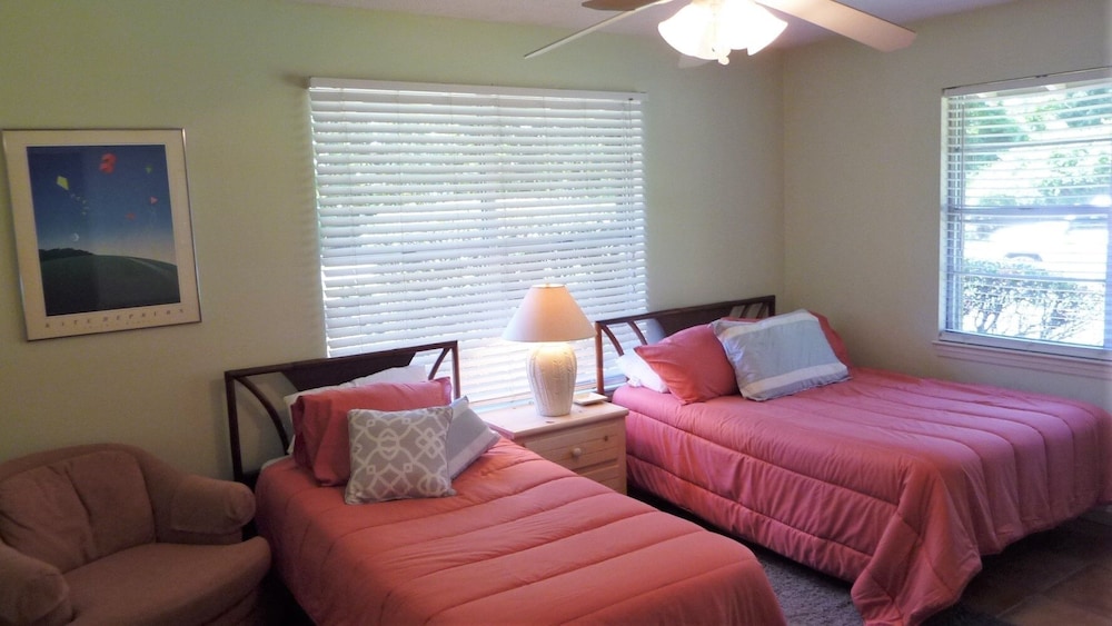 Duplex, 2 Bedrooms photo 1