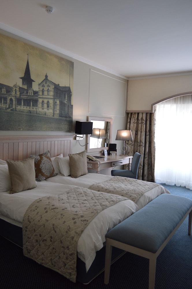 Standard Twin Room - Photo 1