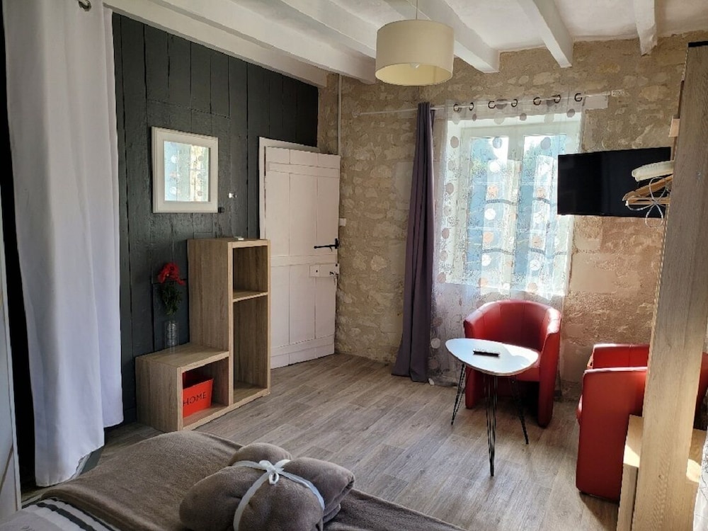 Classic Double Room (Moellon) photo 2