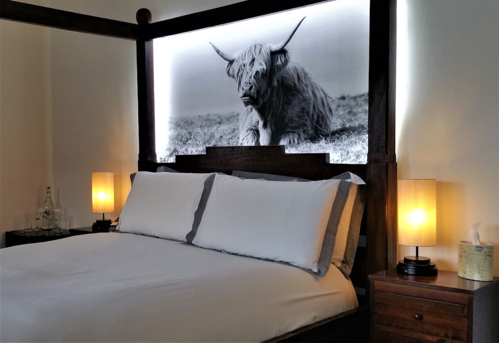 Romantic Room, 1 Queen Bed, Lake View - Photo 2