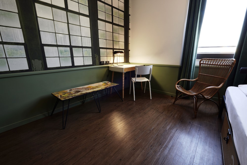 Private 3 bed Room photo 2