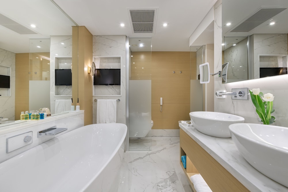 Exclusive Suite, Sea View (Junior) - Photo 3