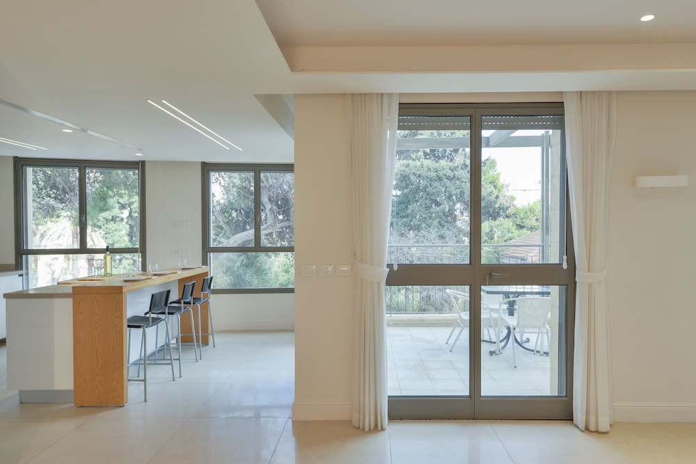 Deluxe Suite, 4 Bedrooms, 4 Bathrooms , Balcony