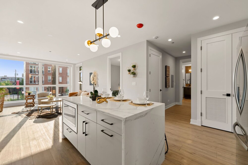 Bright 2bed 2bath in Brand New Pilsen Development, Zdjęcie 37