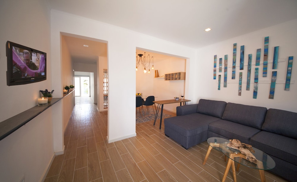 Apartment (1 Bedroom)