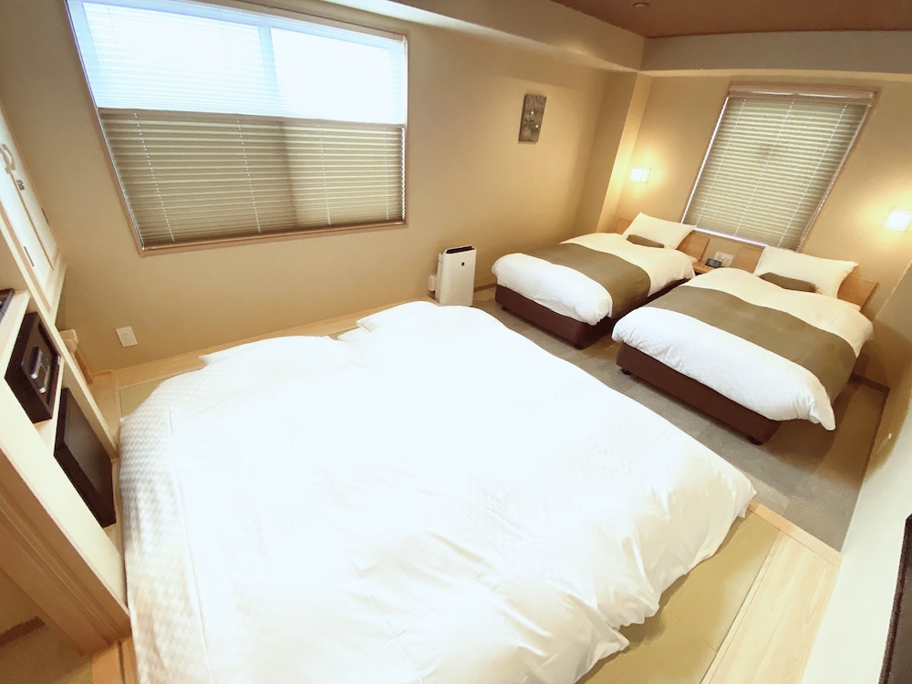 Standard Twin with Tatami - Photo 2