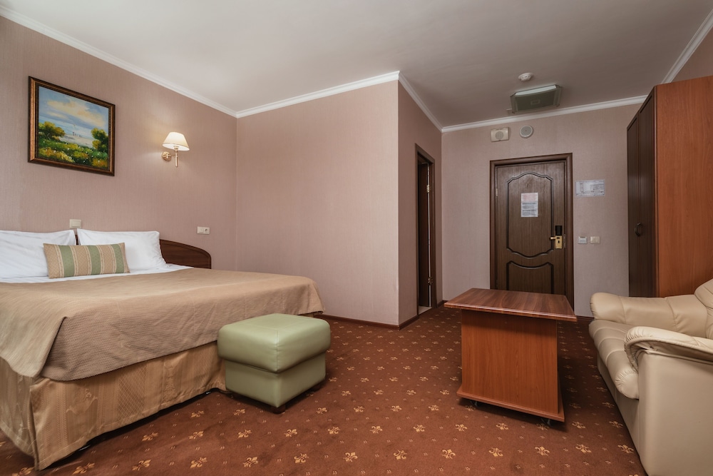Standard Double or Twin Room (Superior) photo 3