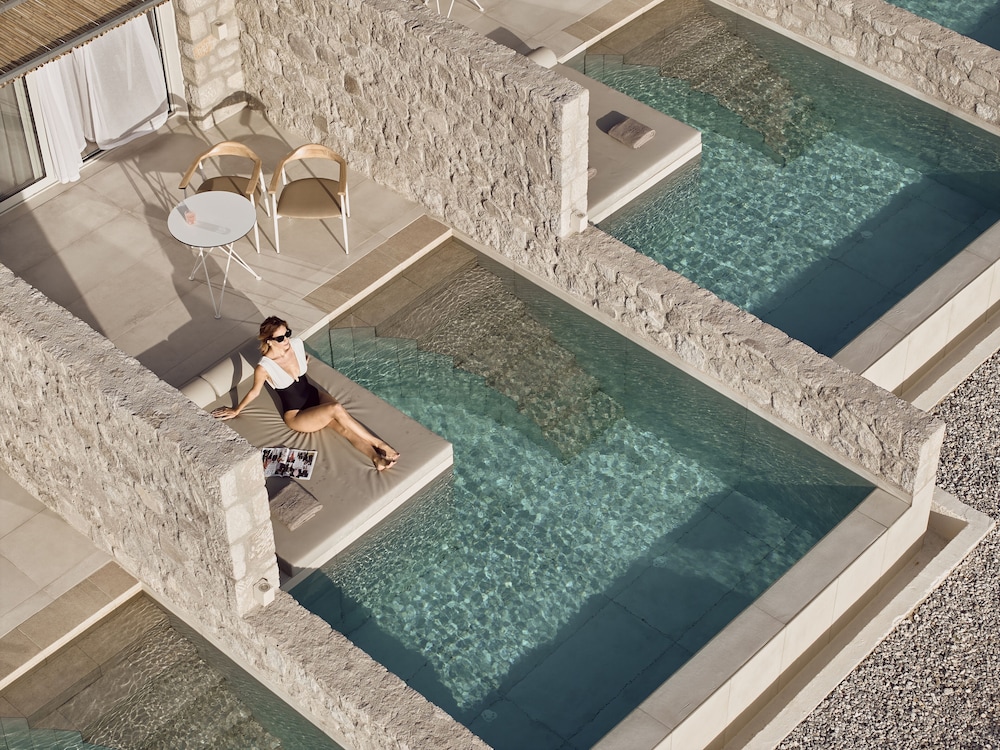 Luxury Room, Private Pool, Sea View photo 3