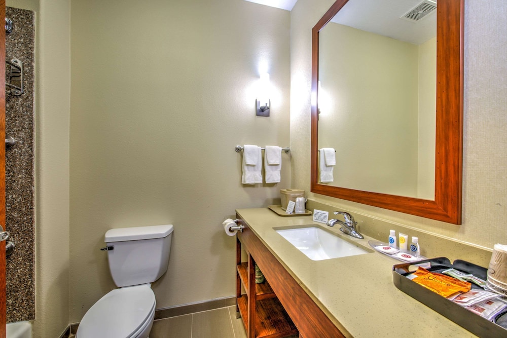 Suite, Non Smoking - Photo 7