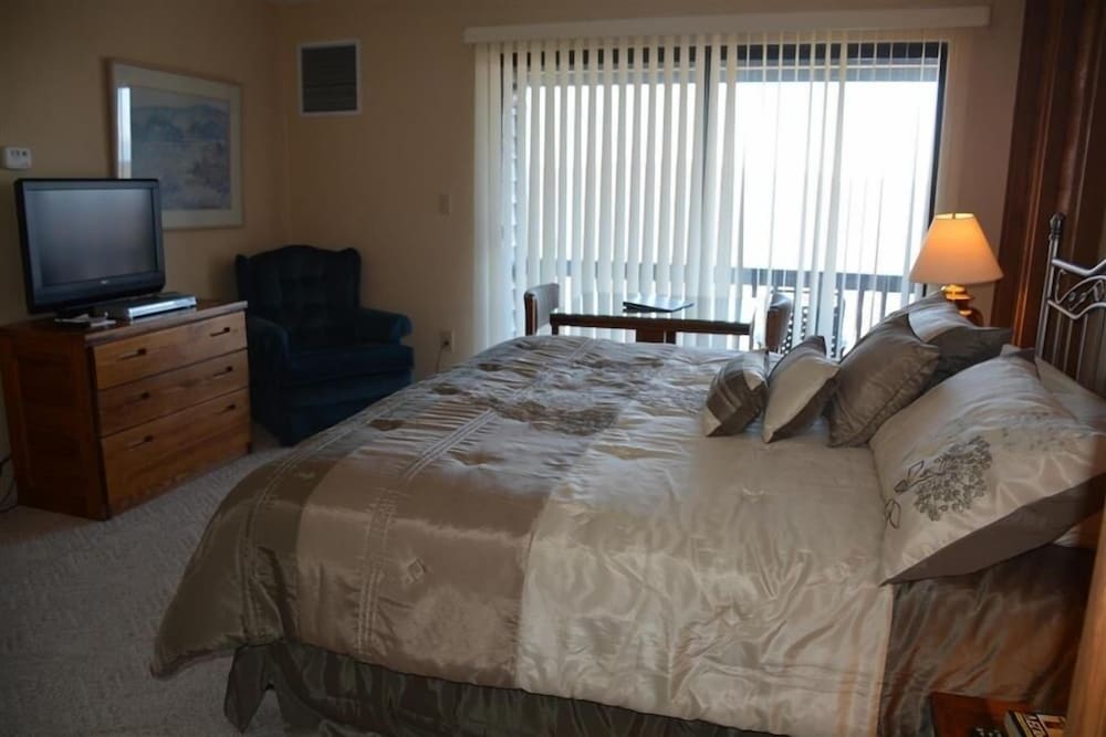 Condo, 4 Bedrooms photo 1
