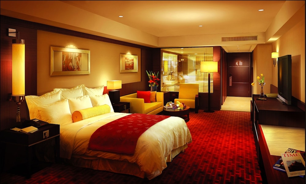 Deluxe King Room - Photo 1