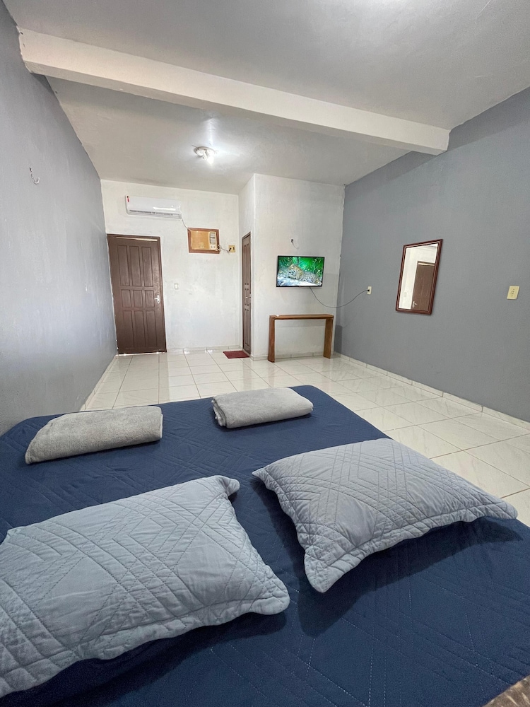 Comfort Room, Lake View photo 2