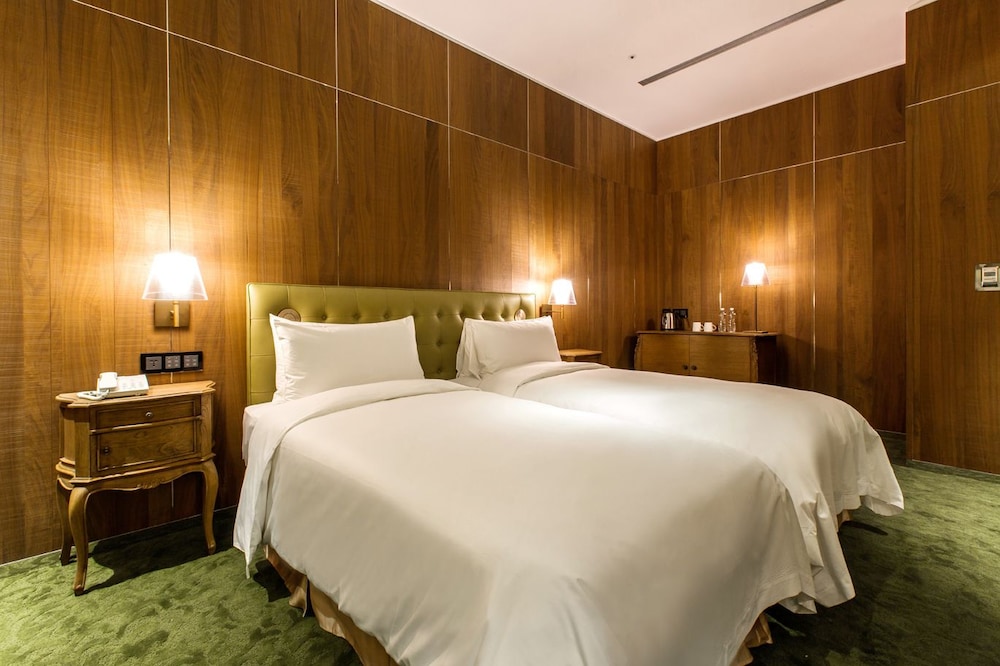 Standard Twin Room photo 2