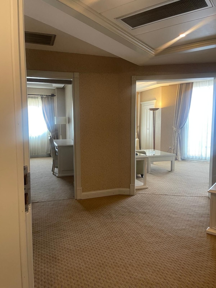 Deluxe Suite, 1 Bedroom photo 3