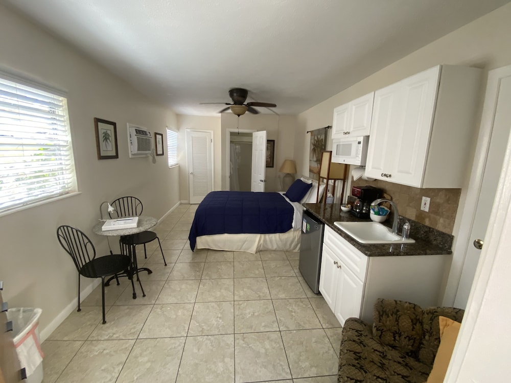Economy Villa photo 1