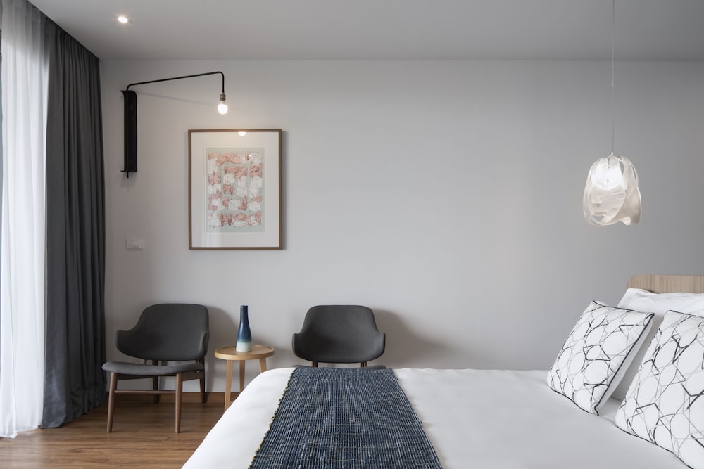 Super Deluxe Room - with Outdoor Bathtub and Large Bathroom Area, Top Floor