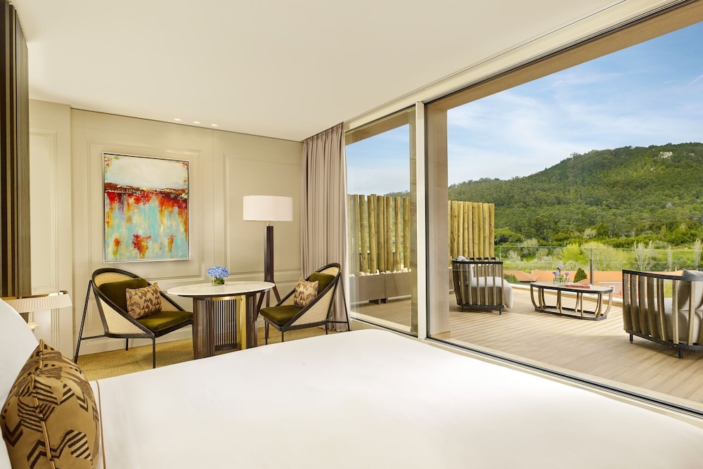 Suite, 1 Bedroom, Balcony (Balcony)