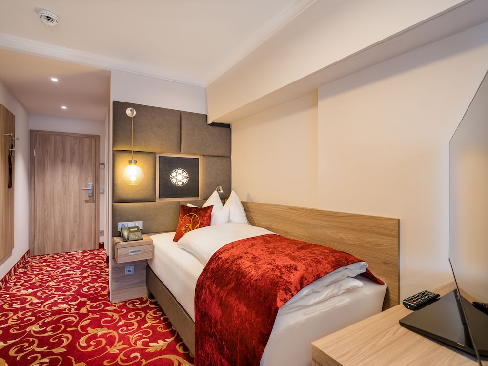 Single Room, Balcony photo 1