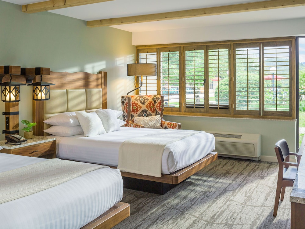 Room, 2 Queen Beds, Accessible (Resort Accessible Two Queen Room) - Photo 1
