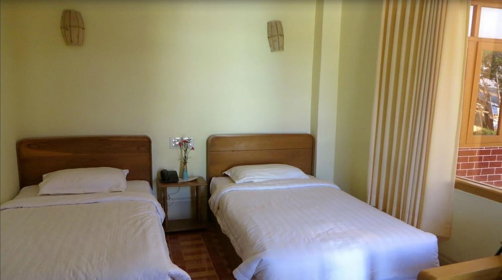 Standard Room photo 2