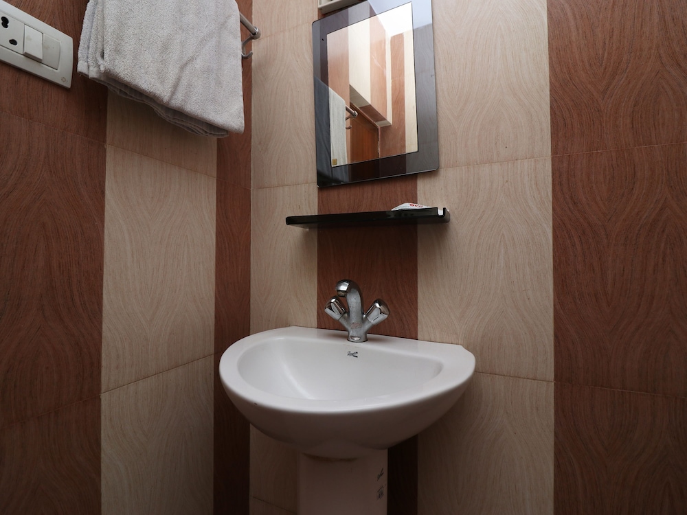 Double Or Twin Room photo 3