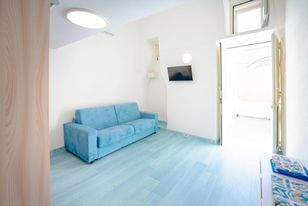 Apartment photo 3