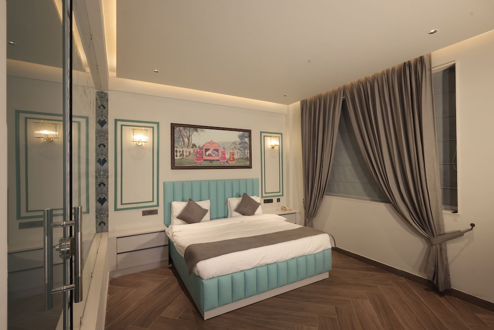 Family Suite, Courtyard View