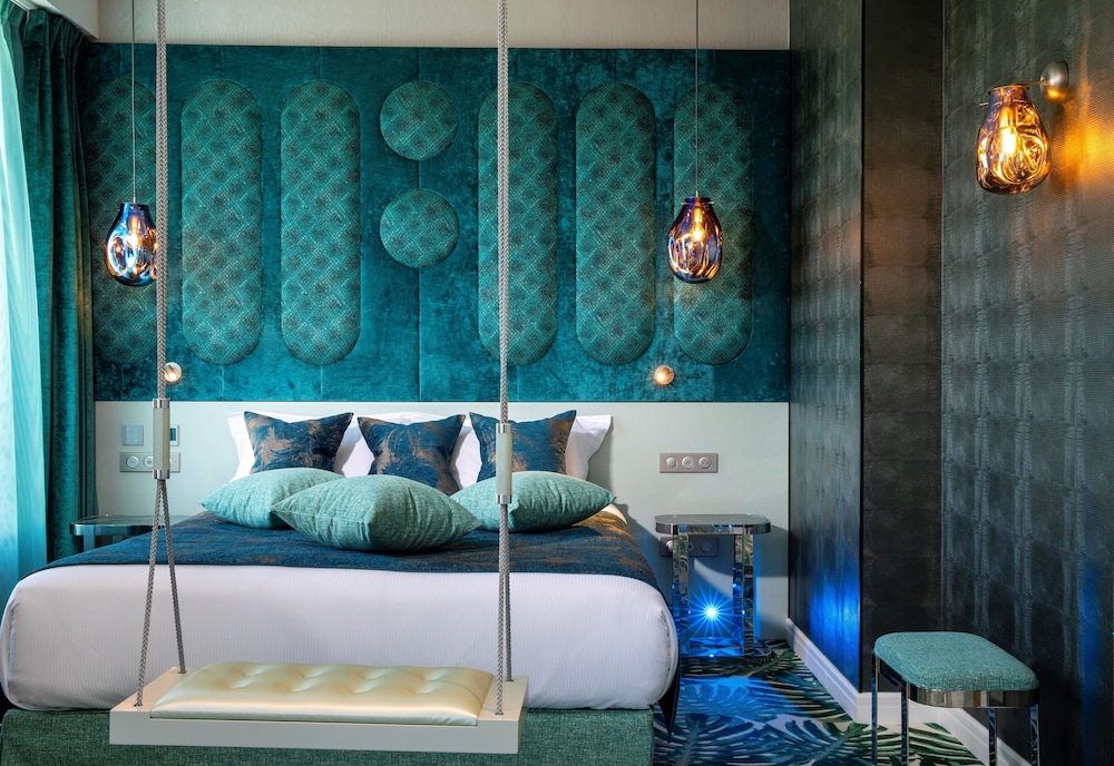 Superior Boudoir Room