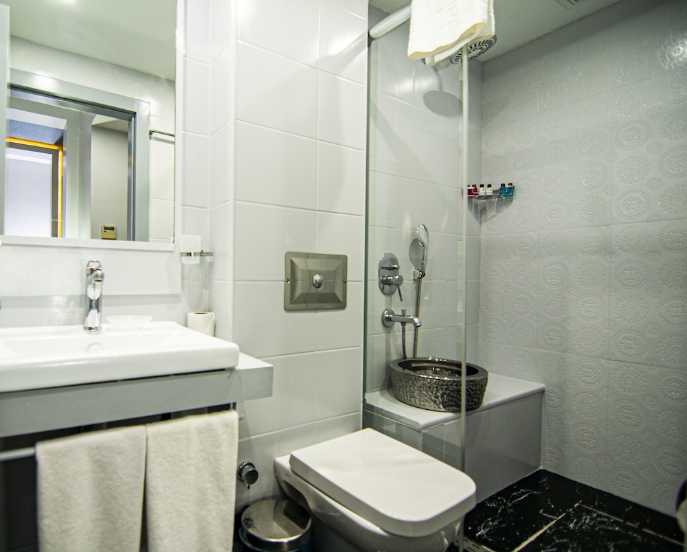Standard Triple Room photo 3