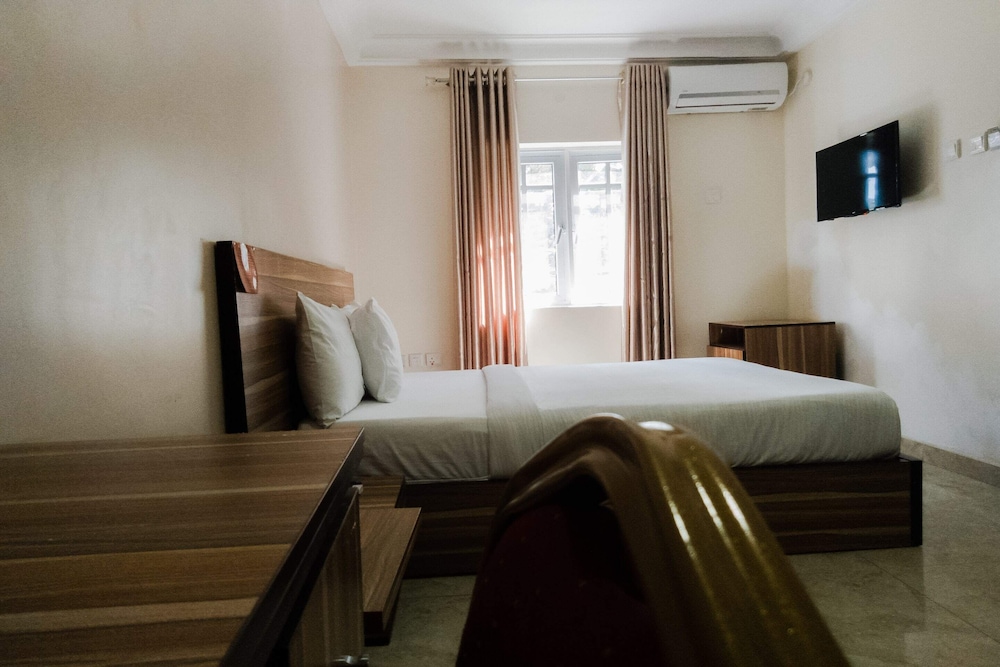 Deluxe Double Or Twin Room photo 1