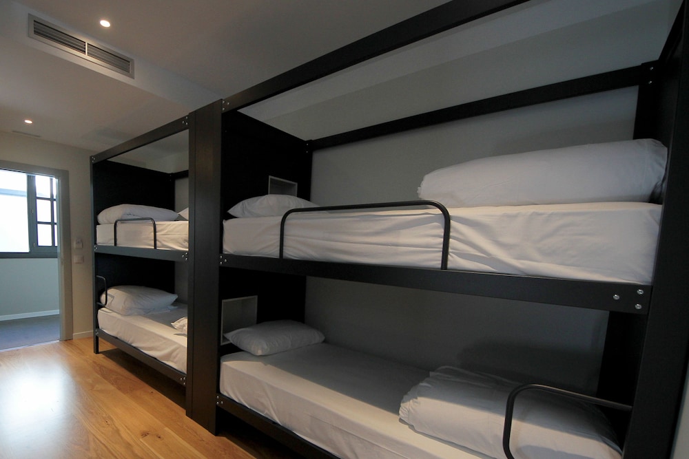 Dormitorio compartido, solo mujeres (1 cama en una habitación compartida para 6 personas)