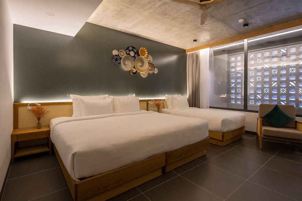 Deluxe Triple Room - Photo 1