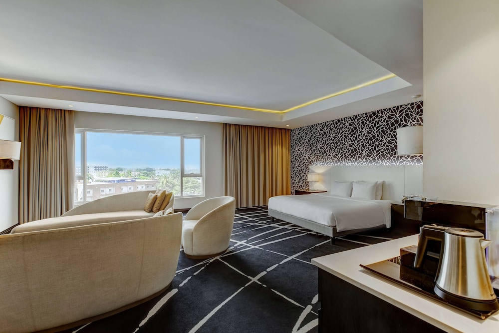 Junior Suite (Lounge Access) photo 3