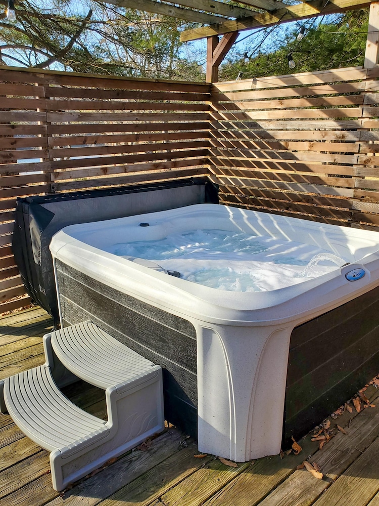 Lake View Hot Tub Modern A-frame, Billede 10