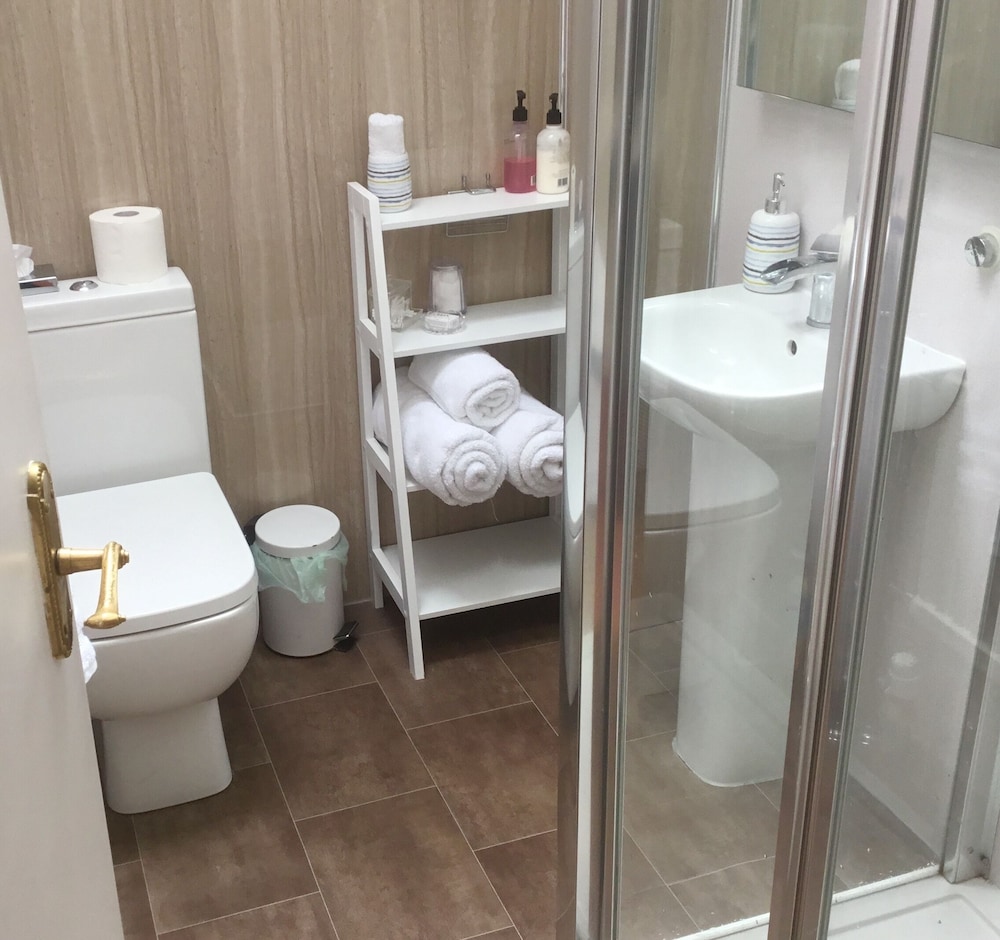 Double Room (Room 2) photo 2