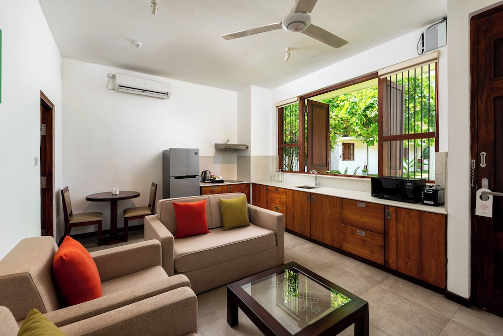 Luxury Suite, 1 Bedroom, Garden View photo 3