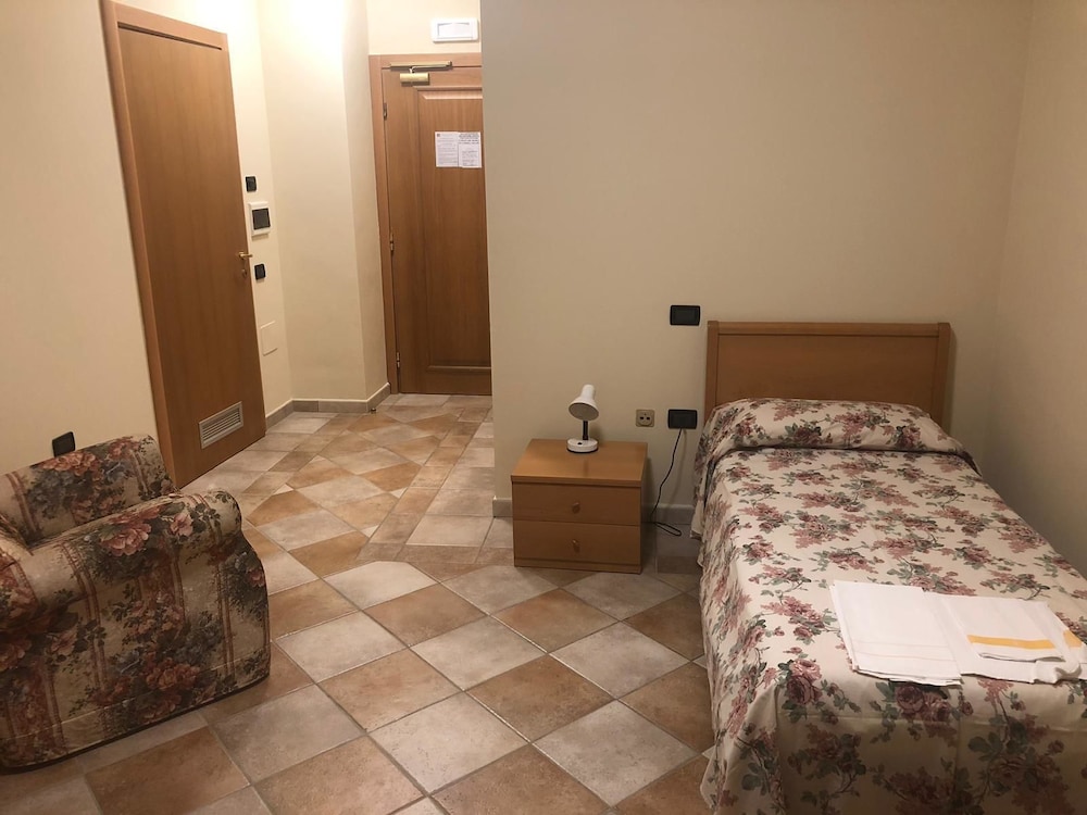 Twin Room photo 3