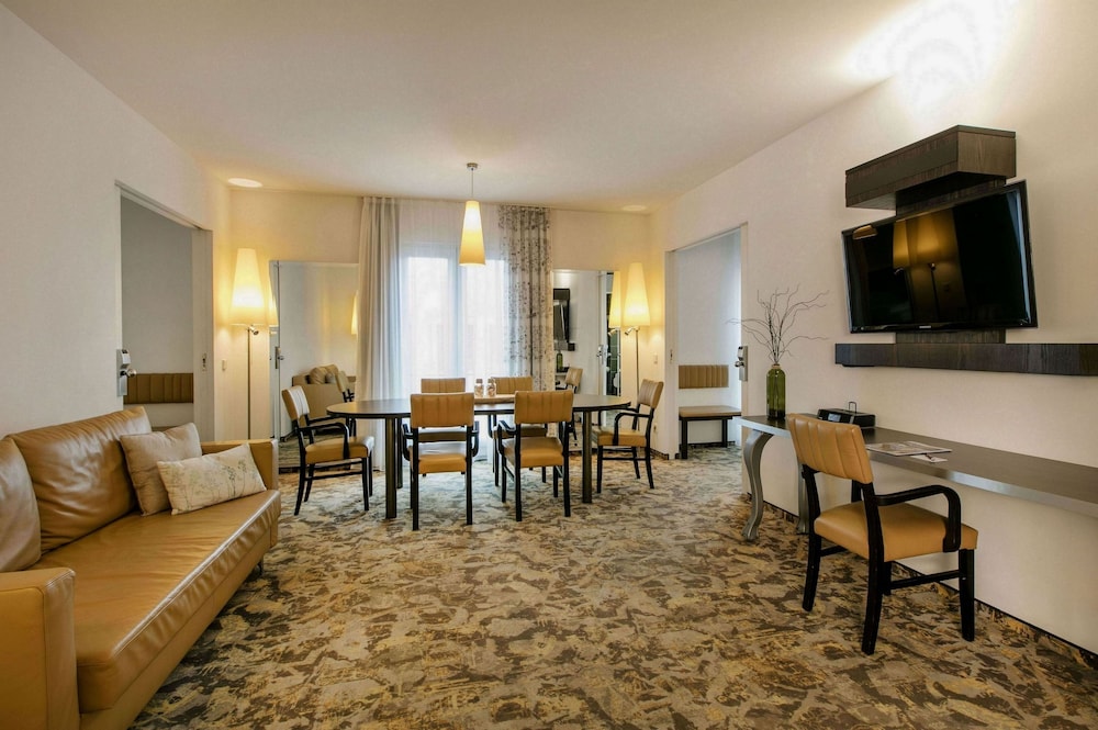 Apartment - Photo 4