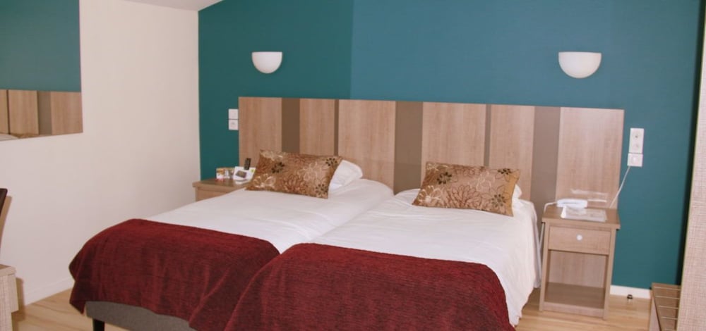 Premium Double or Twin Room photo 2