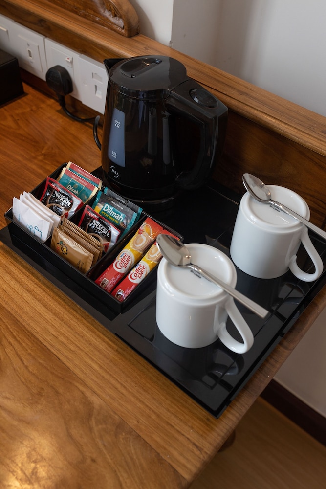 Deluxe Twin Room - Photo 6